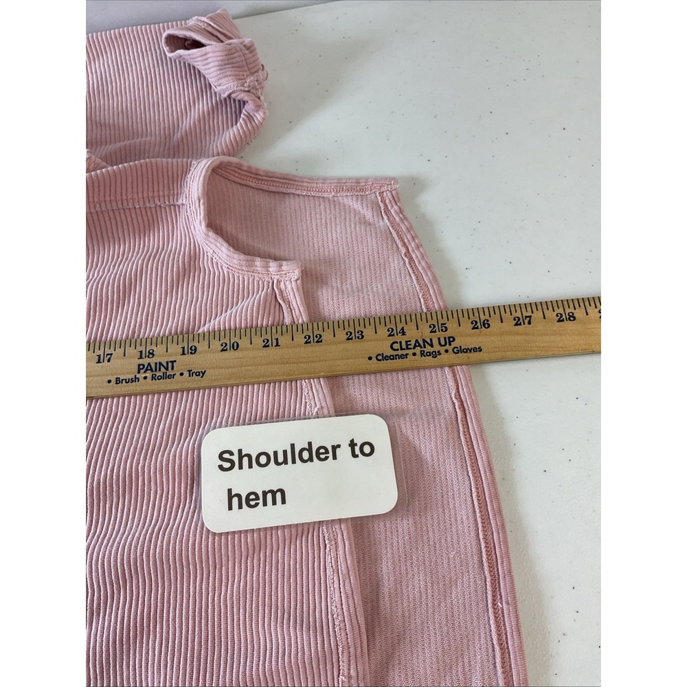 We The Free Sweatshirt Size S Pink Distressed ovrsize Rib Texture Loose Fit - Picture 9 of 12
